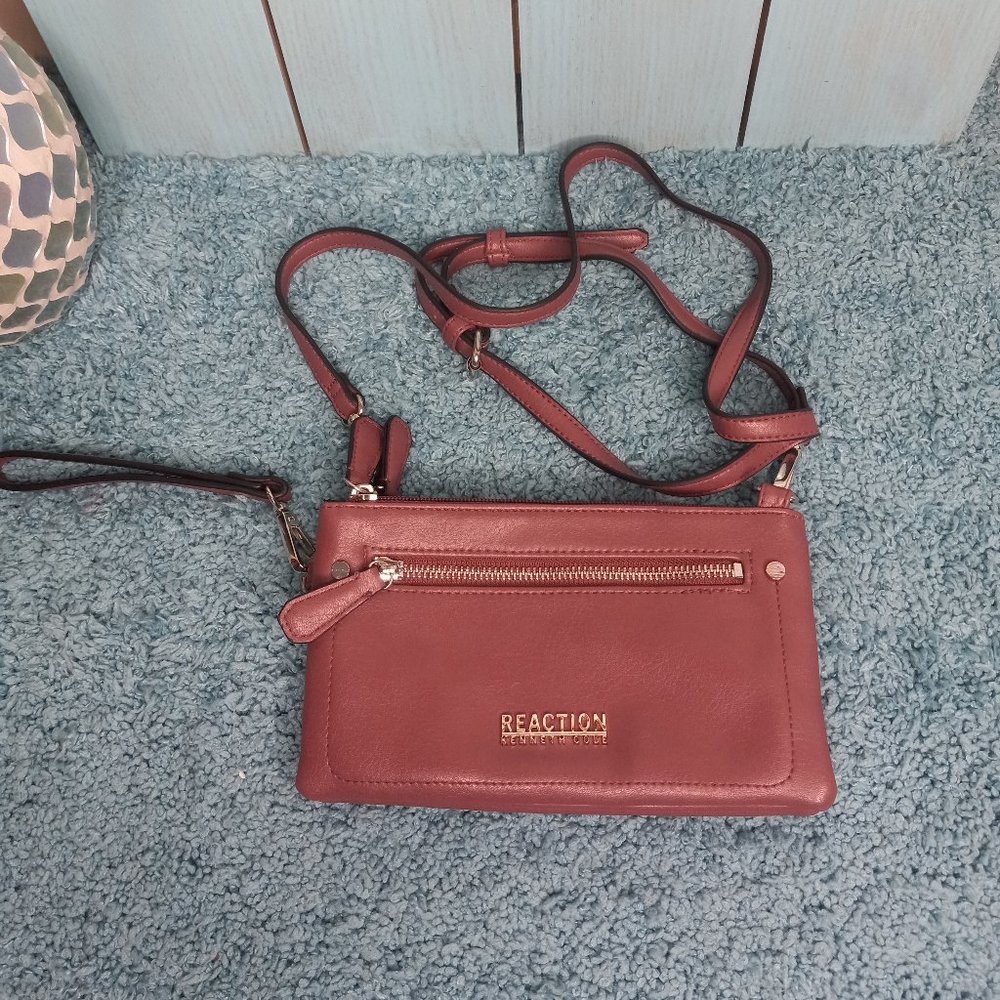 Reaction Kenneth Cole Burgundy Crossbody Bag